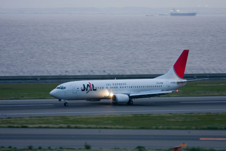 飛行機 JAL