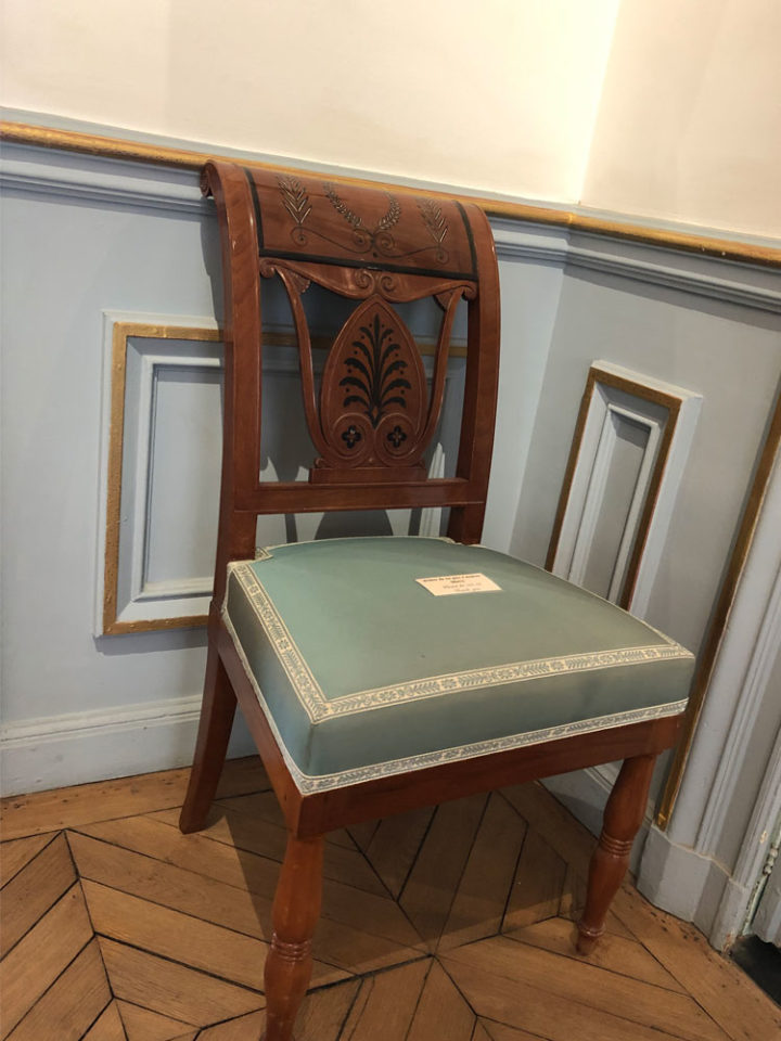 マルモッタン・モネ美術館の椅子