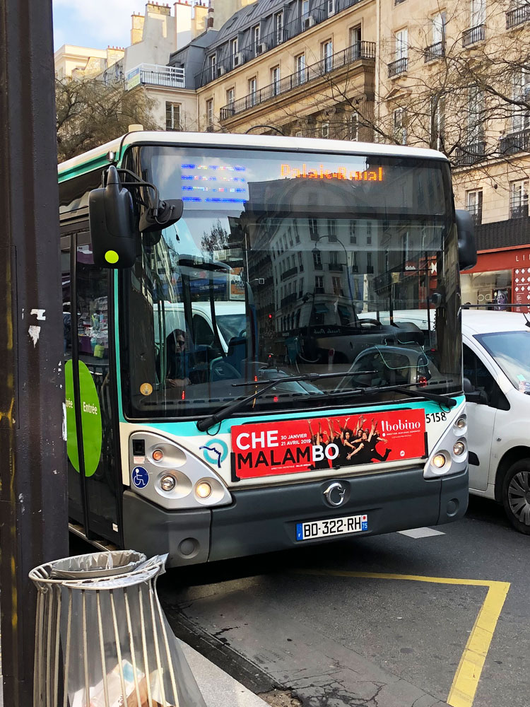 パリ　バス　48番