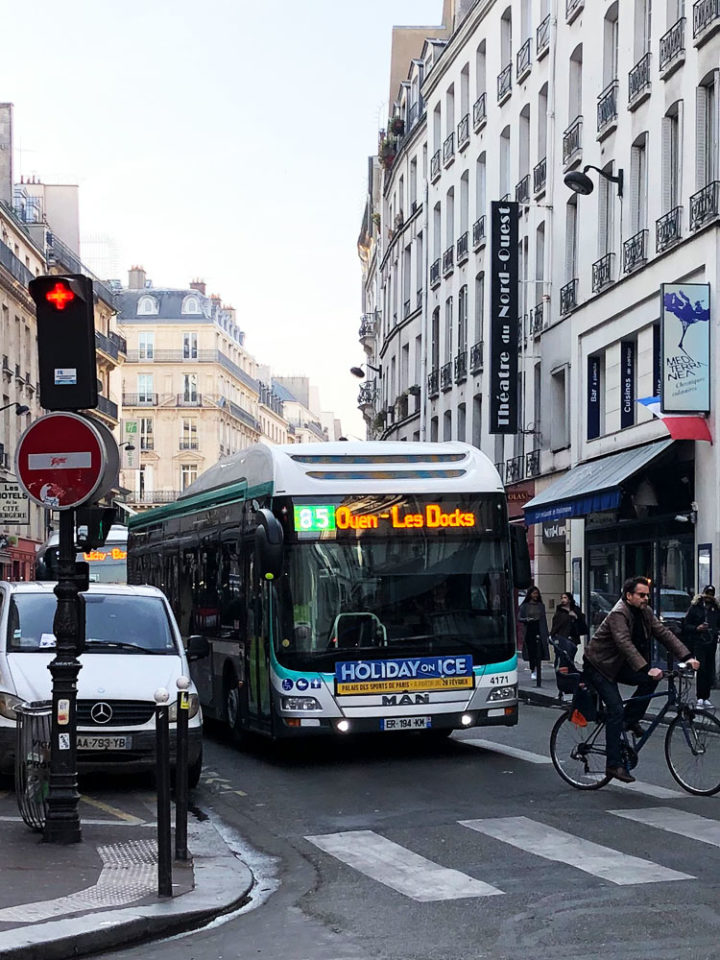 パリ　バス　85番