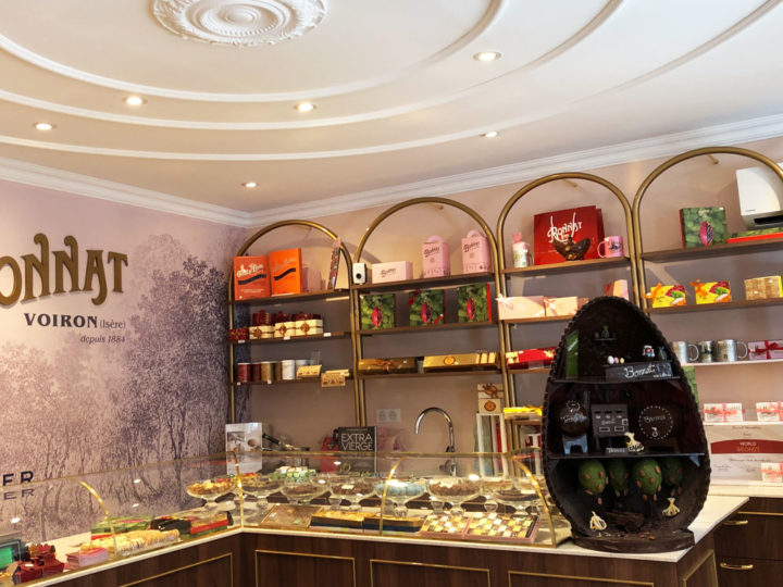 Interior view of Chocolat Bonna Paris.