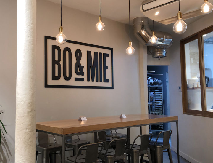 BO&MIE sign.