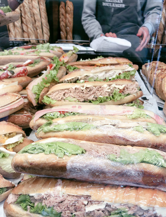 Baguette sandwich.