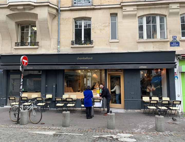 Exterior view of Boulangerie Chambelland Paris.