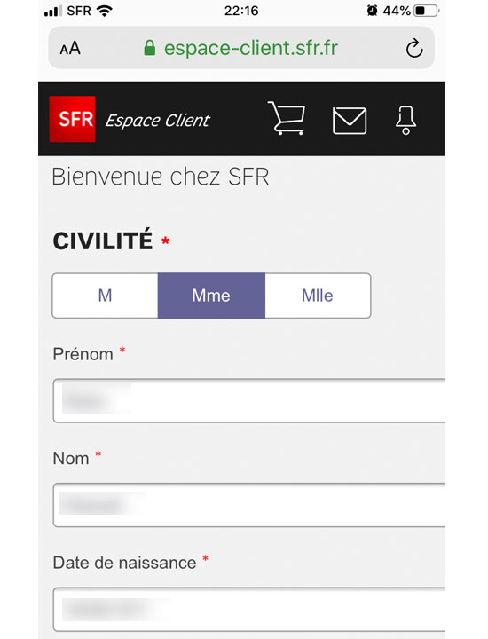 SFR personal data registration screen.
