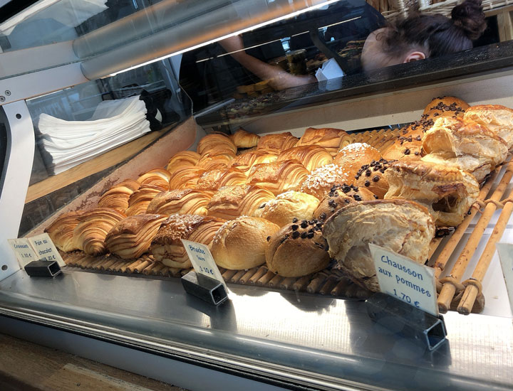 Croissants and pain au chocolat.