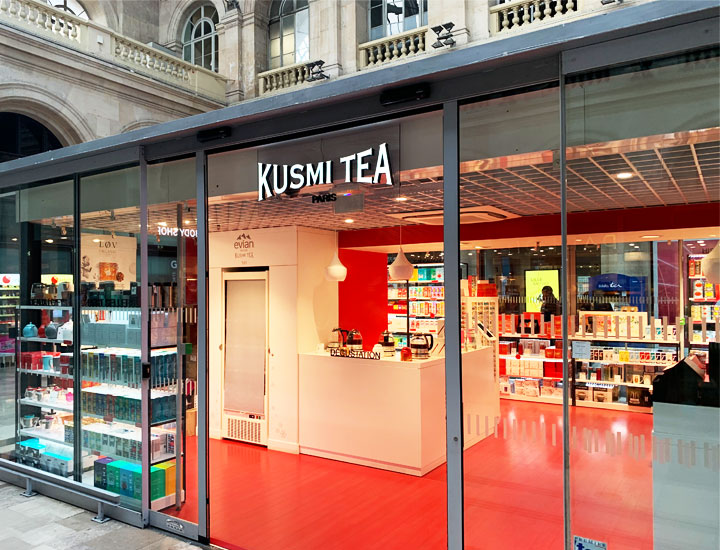 KUSMI TEA shop in East Station.