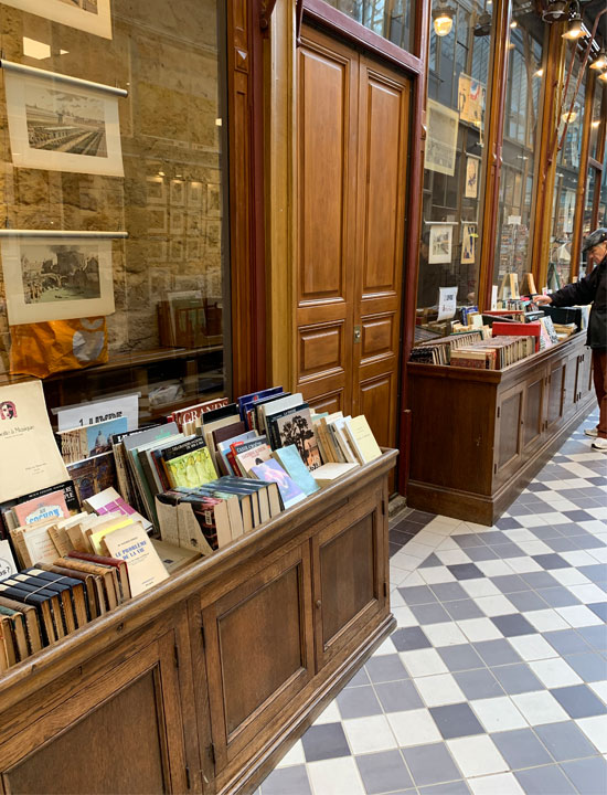Librairie Gribaudo Vandamme Second-hand bookshop.
