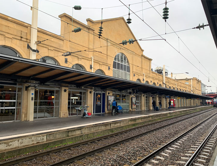 Nancy station platform.