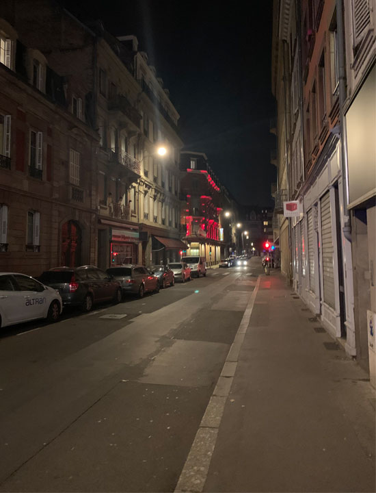 Rue Kuhn at night
