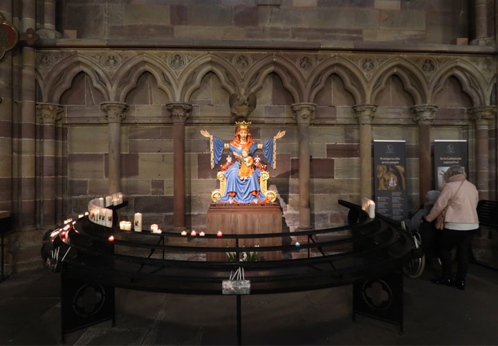 Statue polychrome de Notre-Dame de Strasbourg