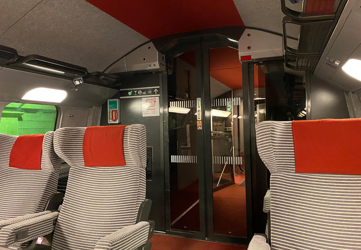 TGV車内