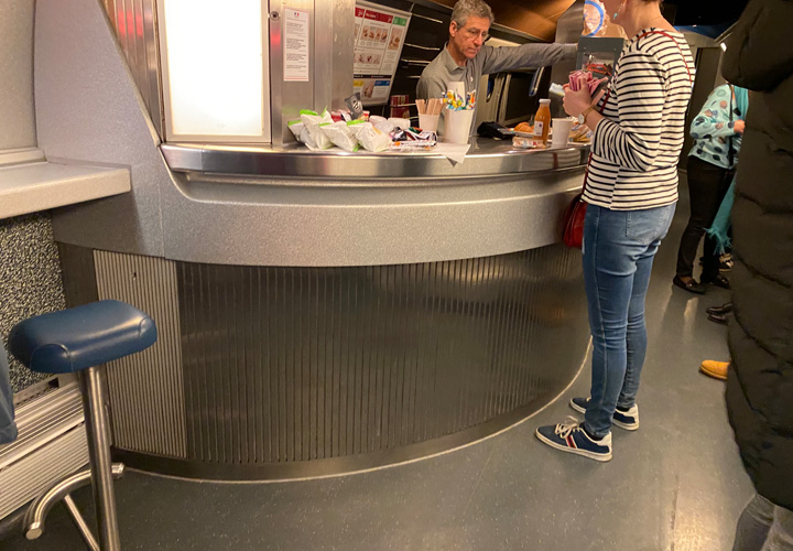 TGV食堂車